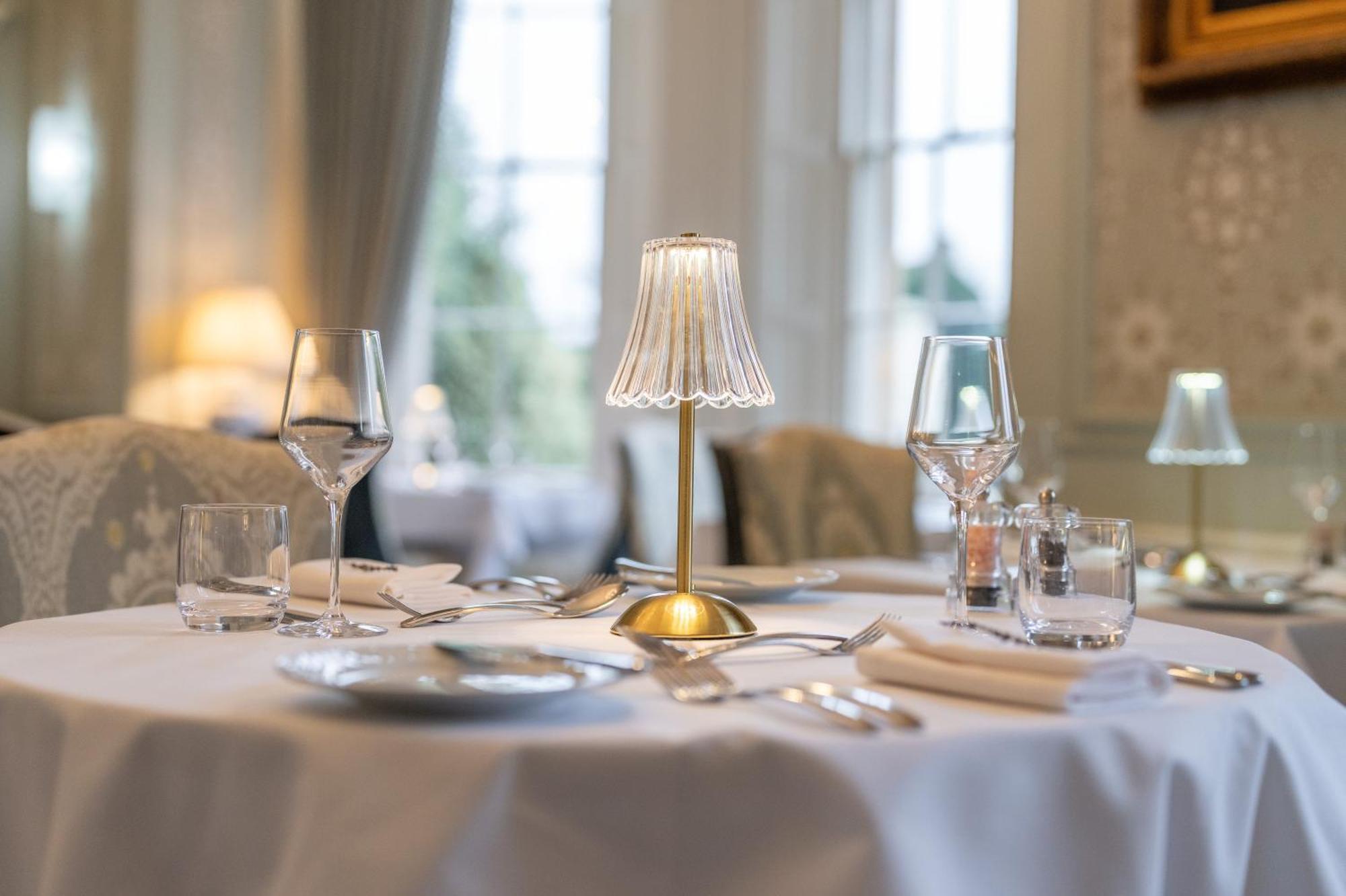 Weston Manor Hotel Eksteriør billede