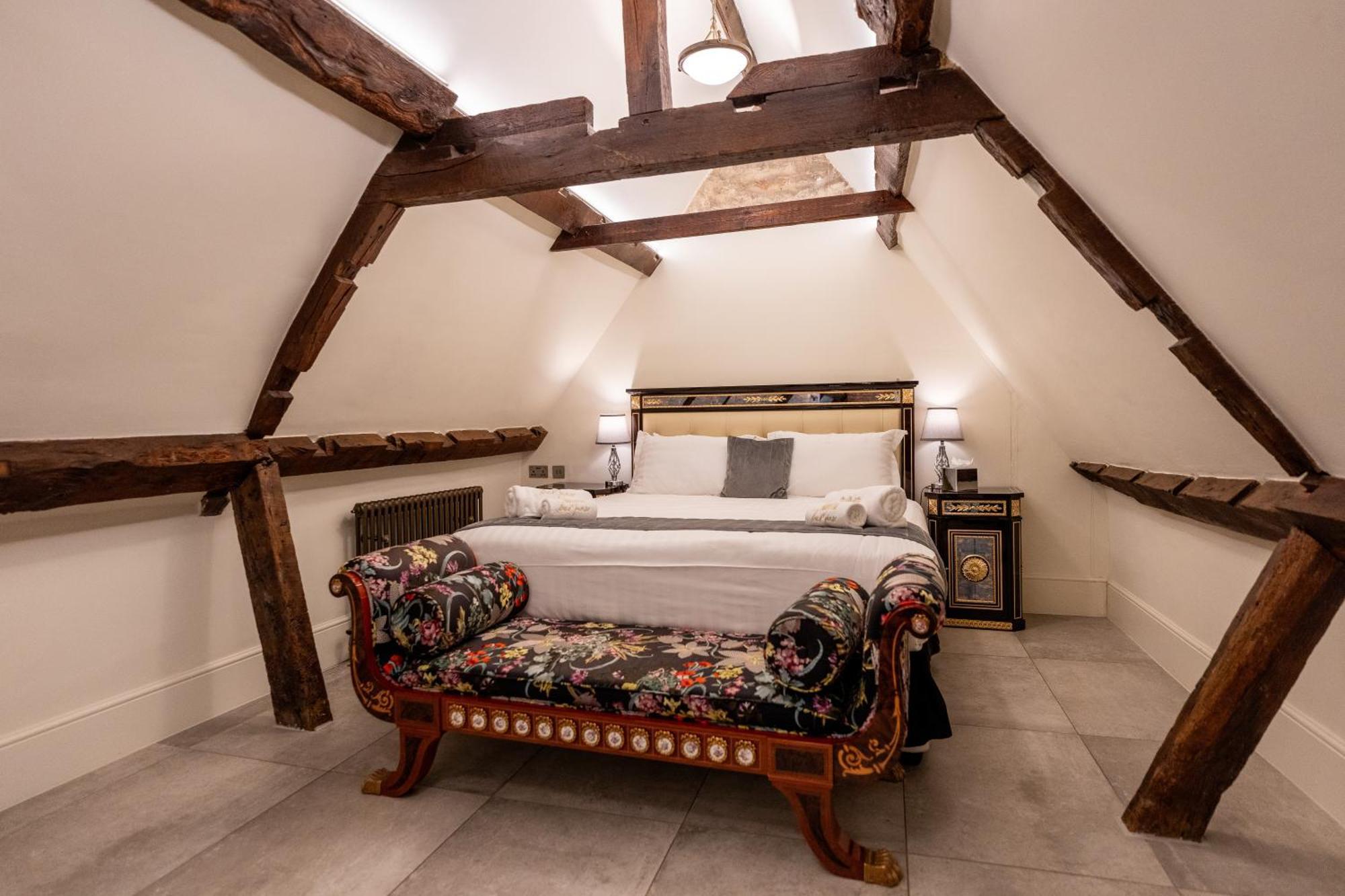 Weston Manor Hotel Eksteriør billede
