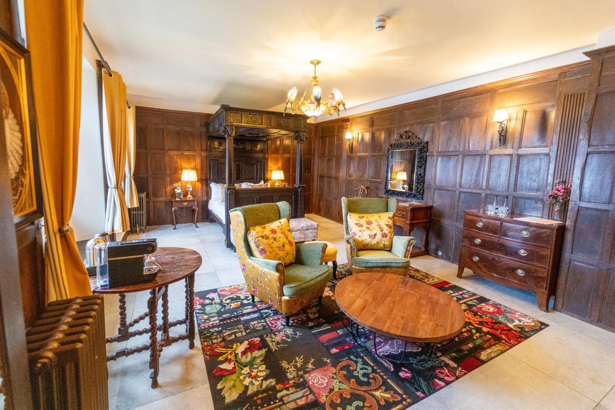 Weston Manor Hotel Eksteriør billede